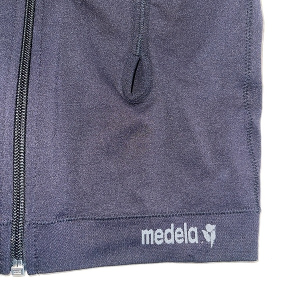 Medela large  Black Easy Expression Hands Free Pumping Bustier - Picture 2 of 4